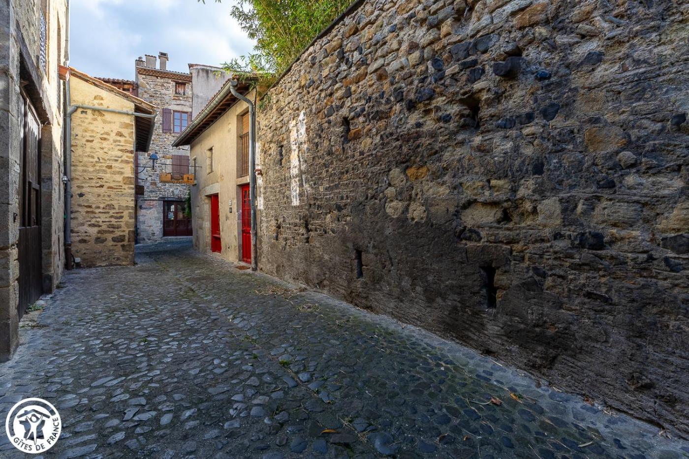Le Logis D'Hestia Appartement Billom Buitenkant foto