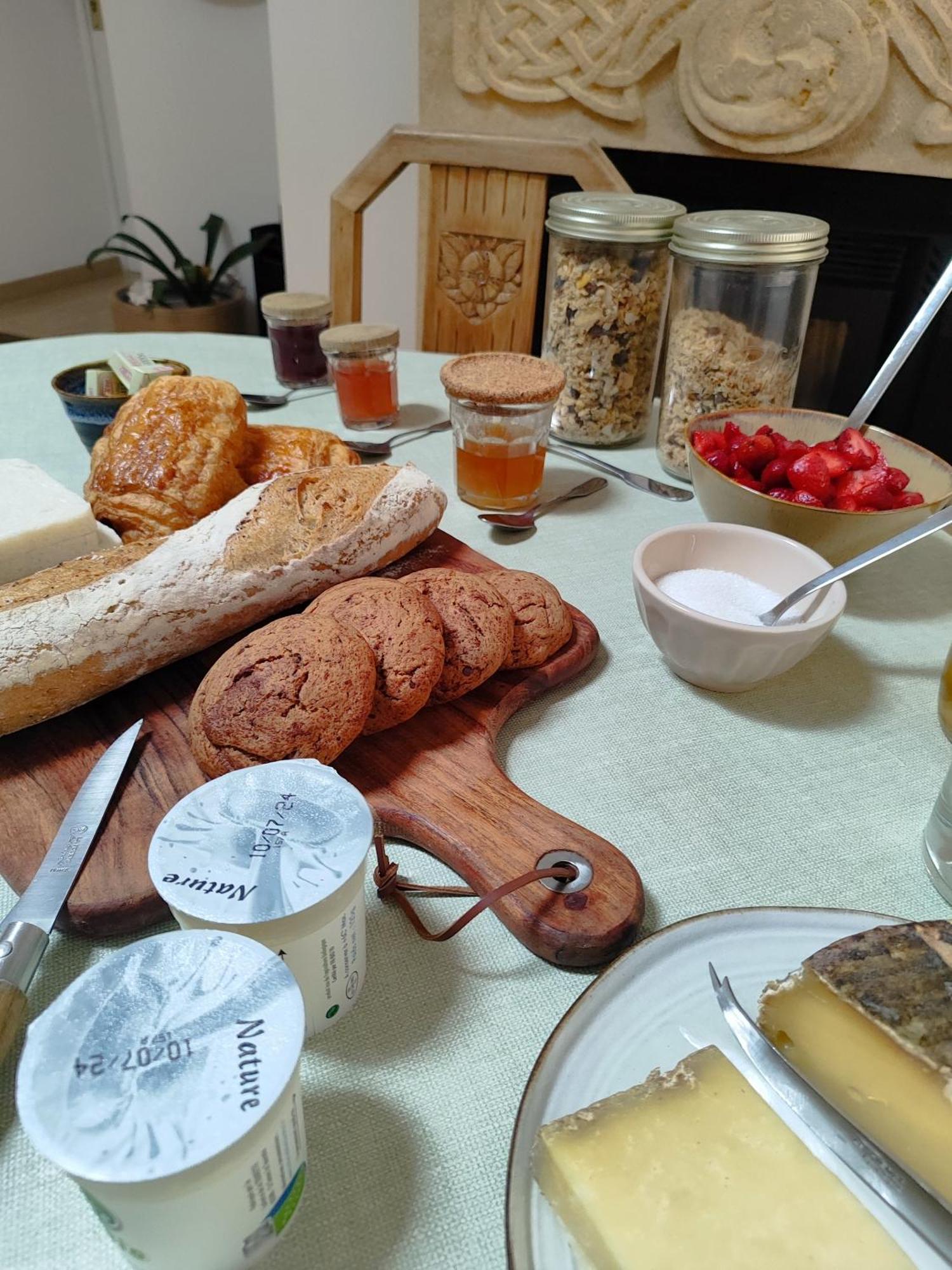 Le Logis D'Hestia Appartement Billom Buitenkant foto